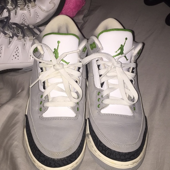 Jordan 3s retro Chlorophyll - Picture 1 of 4